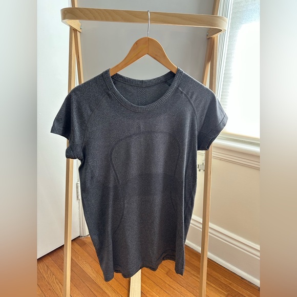 lululemon athletica Tops - Swiftly Tech Short Sleeve Shirt, Gray, Size 10